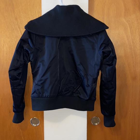 ♣️EUC Like New The North Face Jacket - Picture 6 of 17